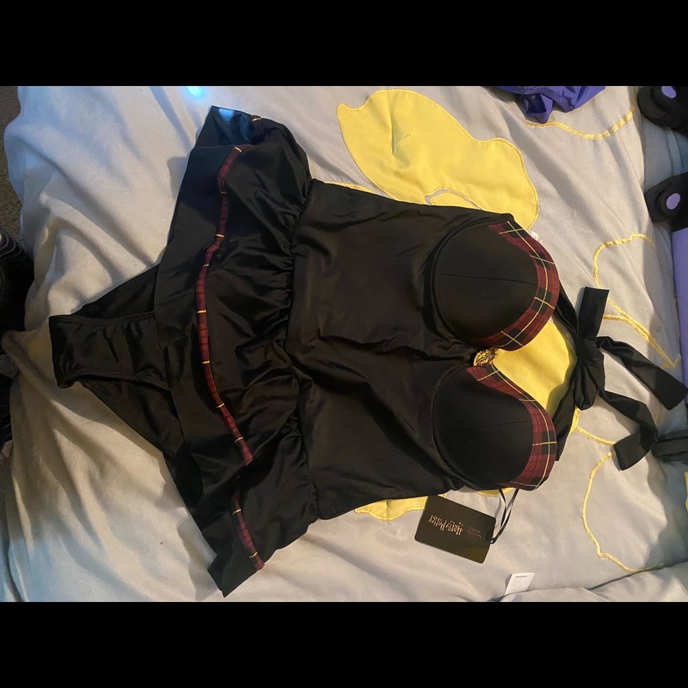 Harry Potter Gryffinfor one piece swimsuit